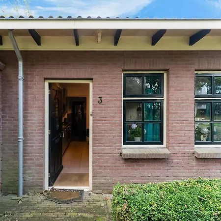 Cosy Apartment Near The Beach * Sint Maartensbrug