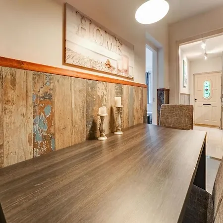 Apartamento Pleasant In With Garden